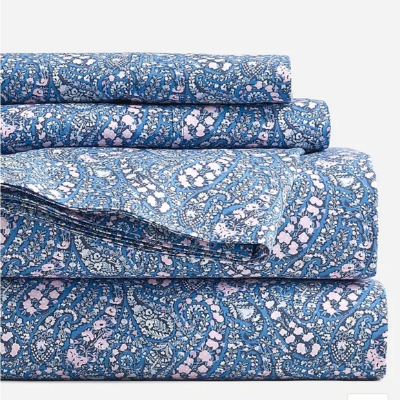 35. J.Crew Limited-edition twin XL sheet set in Liberty® Bourton Bloom fabric - Picture 3 of 8
